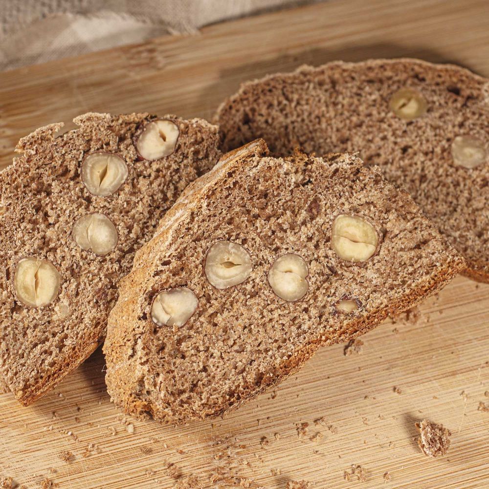 Rezeptbild: Haselnussbrot mit Sauerteig
