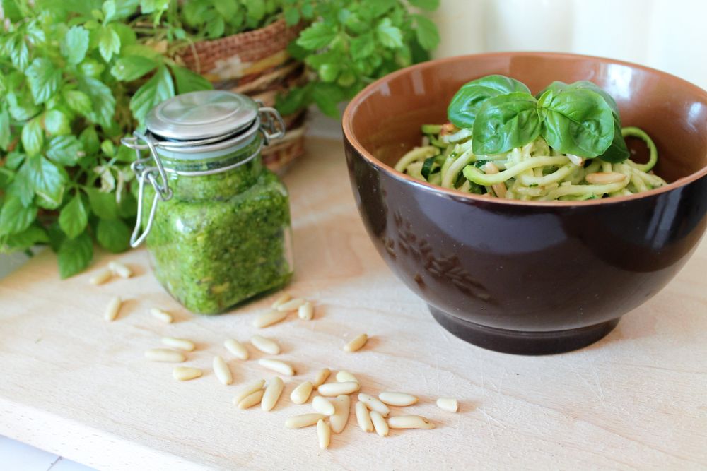 Rezeptbild: Zweierlei Pestos mit Zoodles