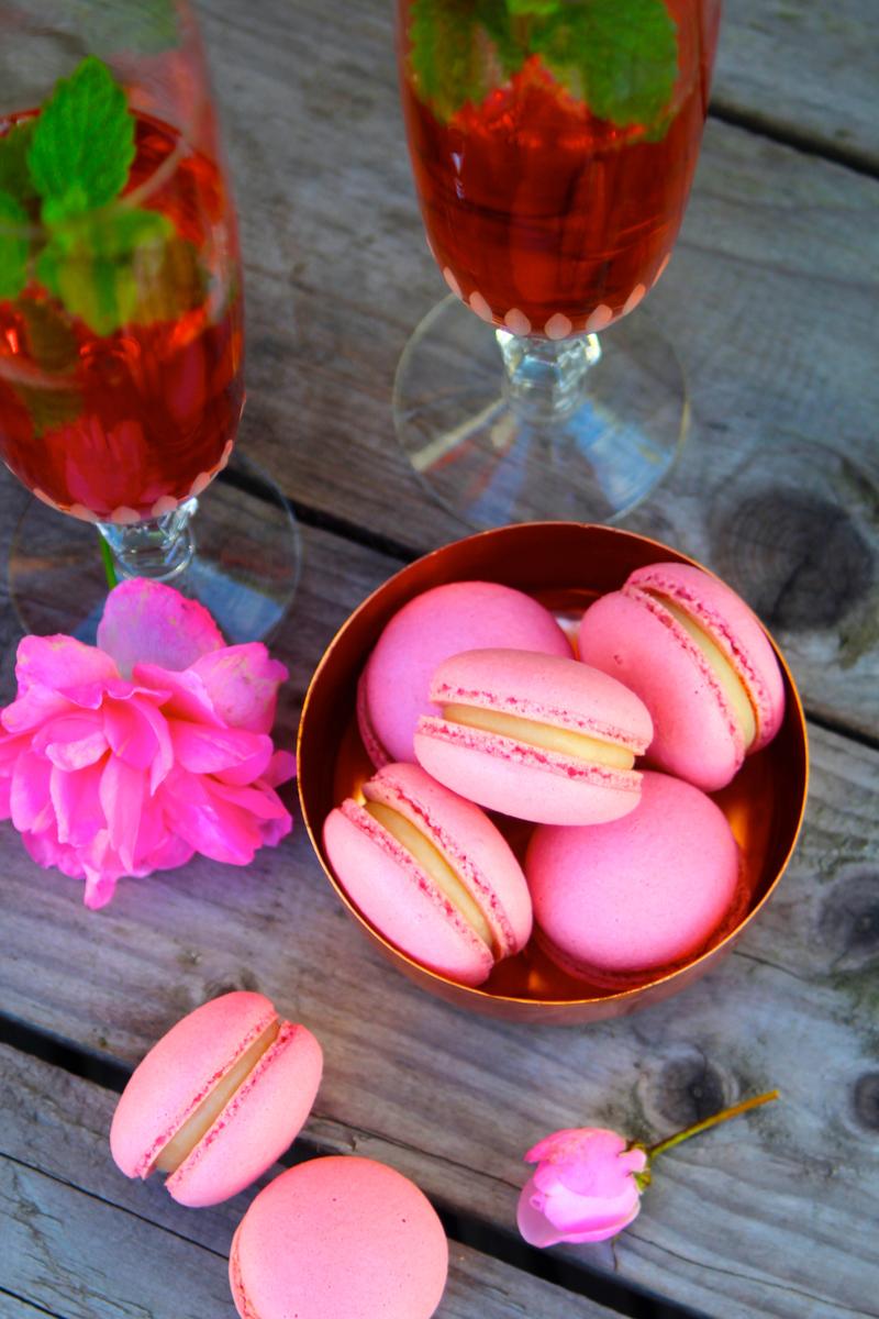 Rezeptbild: Champagner-rosé-Macarons - perfekt zur Sylvesterparty!