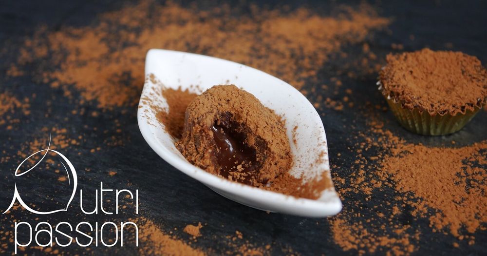 Rezeptbild: Rohkost-Schokomuffin mit flüssigem Kern