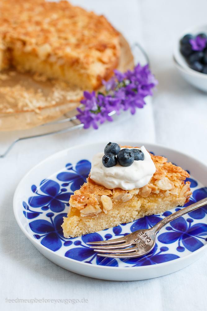Rezeptbild: Toscakaka – schwedischer Mandel-Karamell-Kuchen