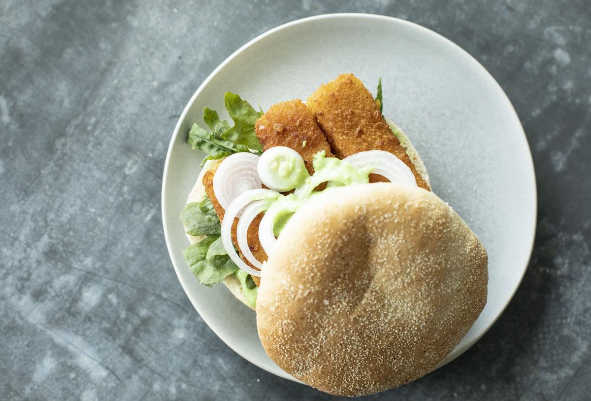 Rezeptbild: Fischstäbchen Burger
