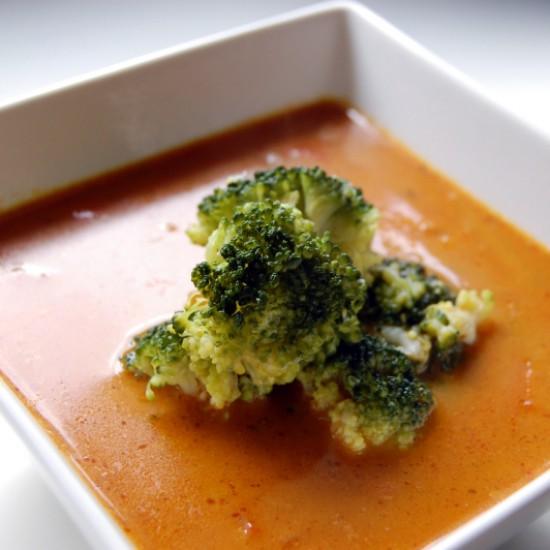 Rezeptbild: Curry-Kokos-Suppe mit Gemüse