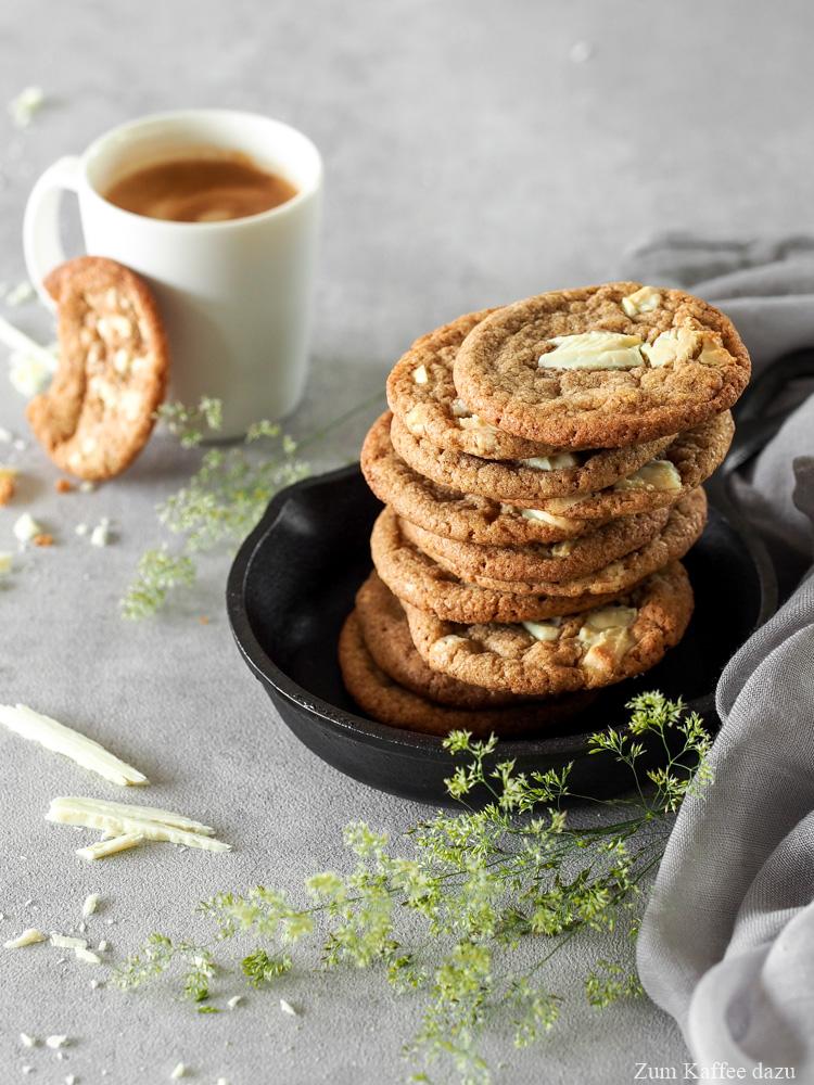Rezeptbild: Cookies mit weißer Schokolade und Espresso