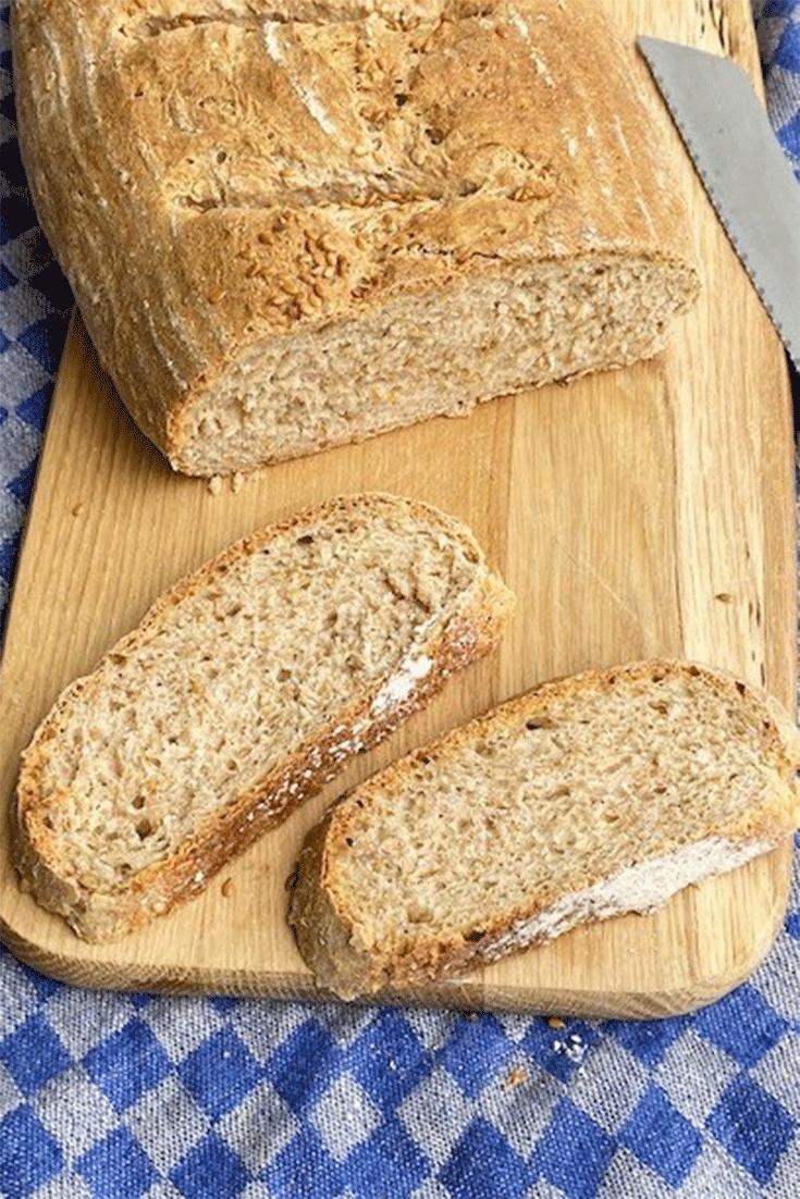 Rezeptbild: Joghurtbrot mit Leinsamen