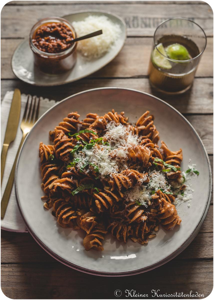 Rezeptbild: Geröstete Pasta mit Pesto Rosso