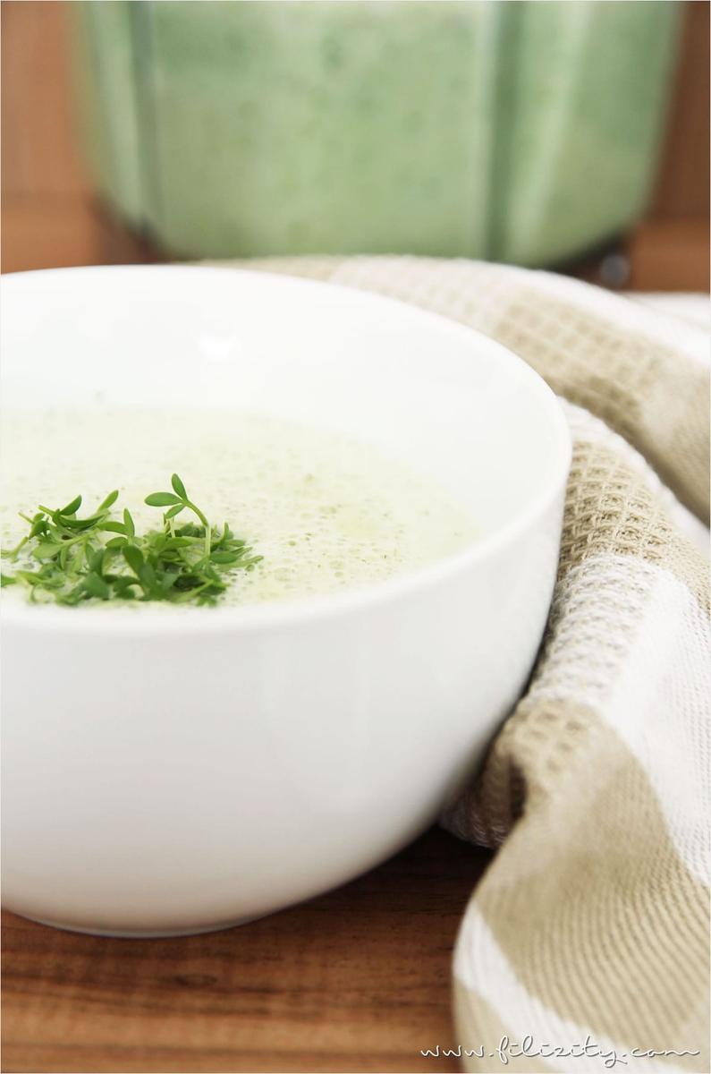 Rezeptbild: Spargelcremesuppe aus dem Mixer