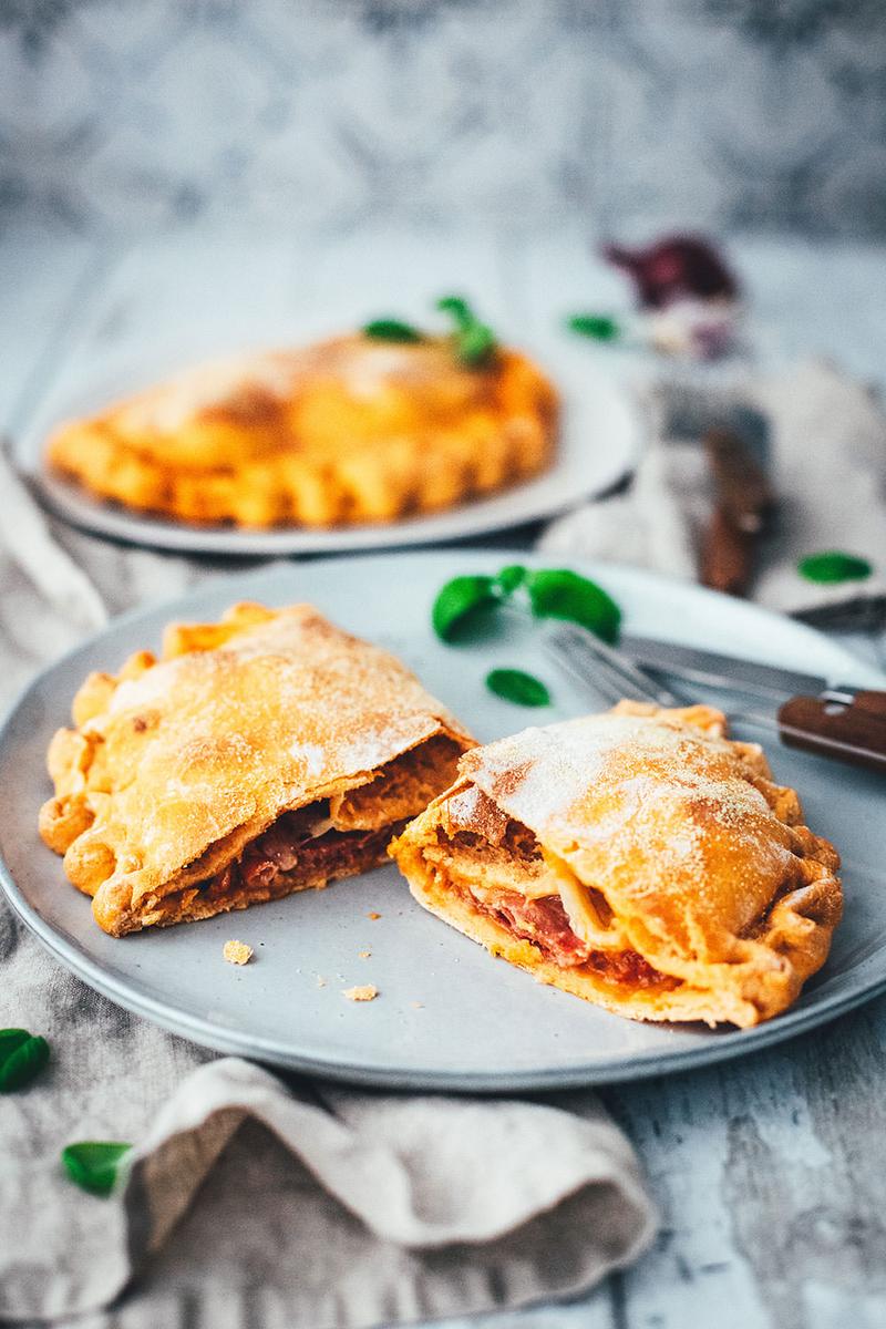 Rezeptbild: Knusprige Calzone