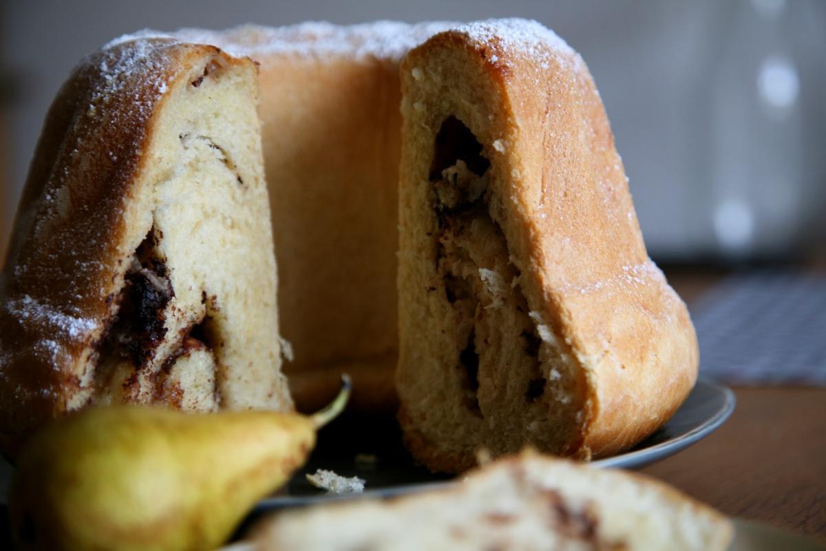 Rezeptbild: Gugelhupf mit Birnen