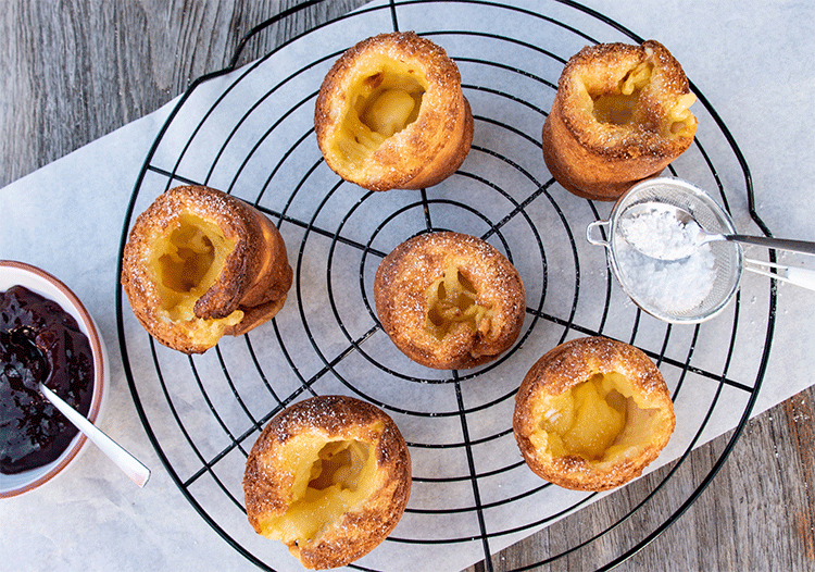 Rezeptbild: Popovers mit Vanillepudding