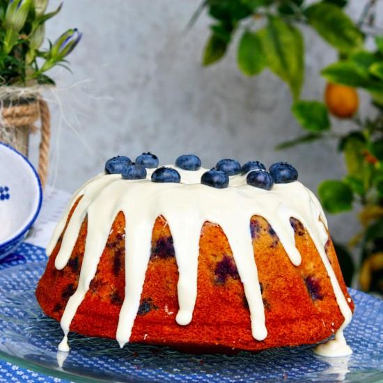 Rezeptbild: Sour Cream & Blueberry Gugl