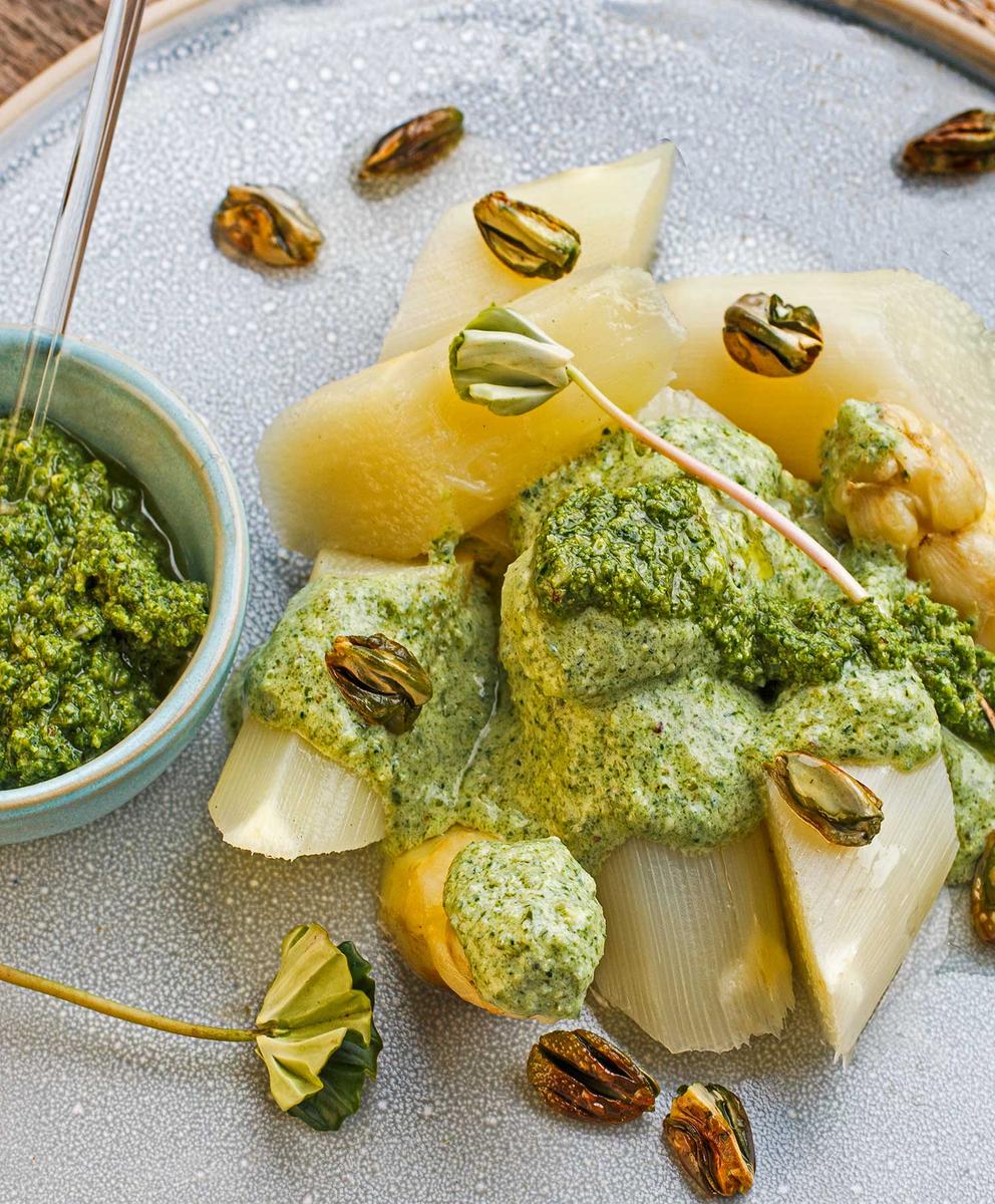 Rezeptbild: Spargelgemüse mit Buchensprossenpesto