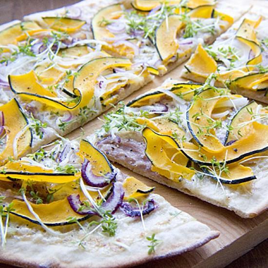Rezeptbild: Kürbisflammkuchen