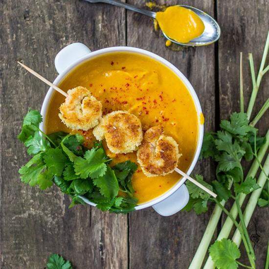 Rezeptbild: Möhren-Zitronengras-Suppe mit Kokosgarnelen