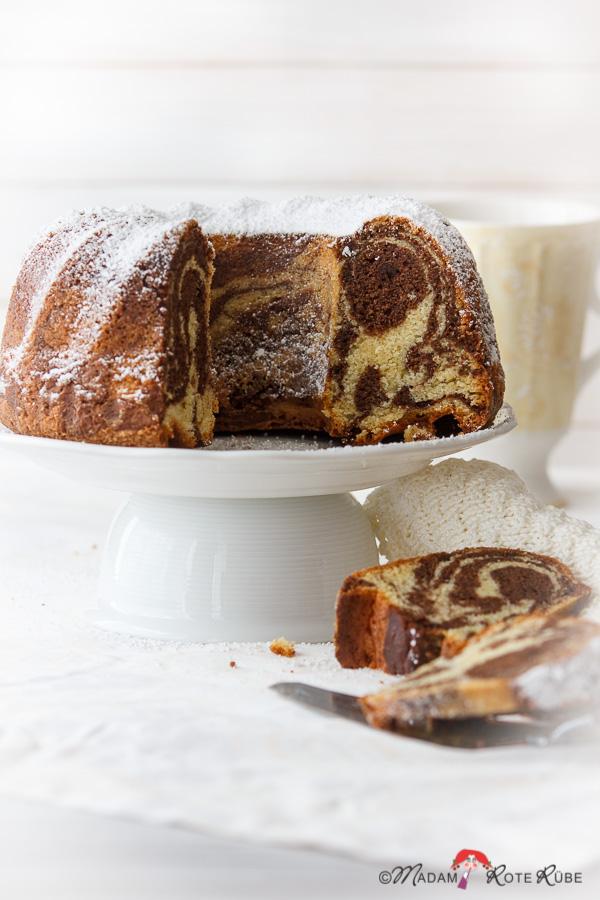 Rezeptbild: Supersofter Marmor-Gugelhupf in Zebraoptik