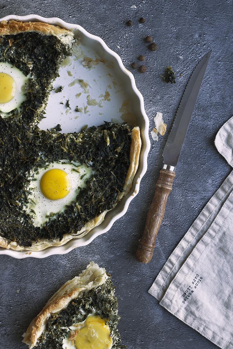 Rezeptbild: Herzhafte Grünkohl-Tarte mit Eiern und Kümmel