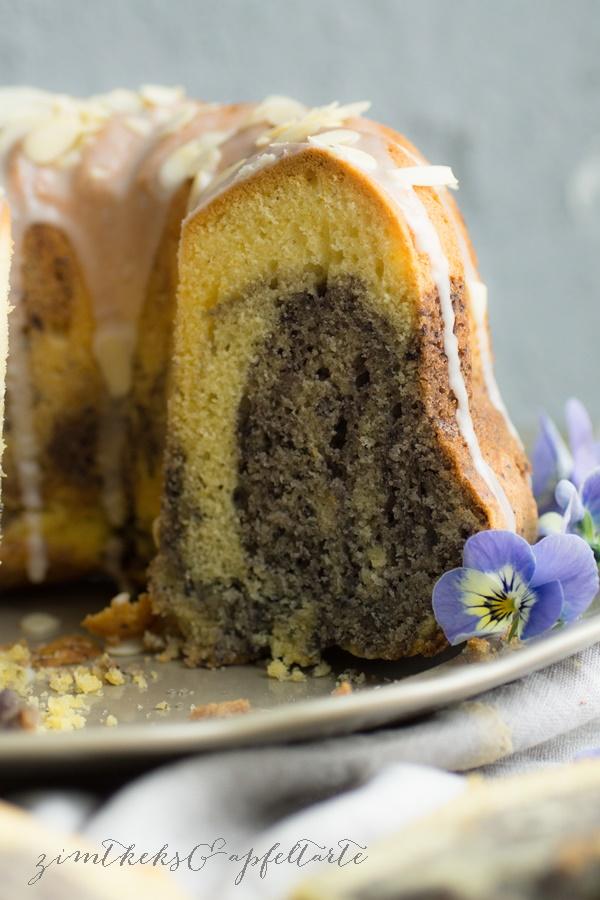 Rezeptbild: Blaubeer-Guglhupf