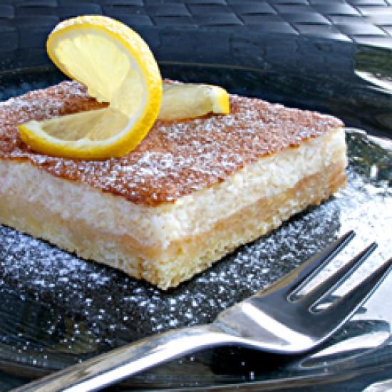Rezeptbild: Kuchen mit Zitronen-Schaum