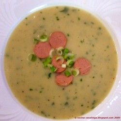 Rezeptbild: Kartoffelsuppe mit Wienerle