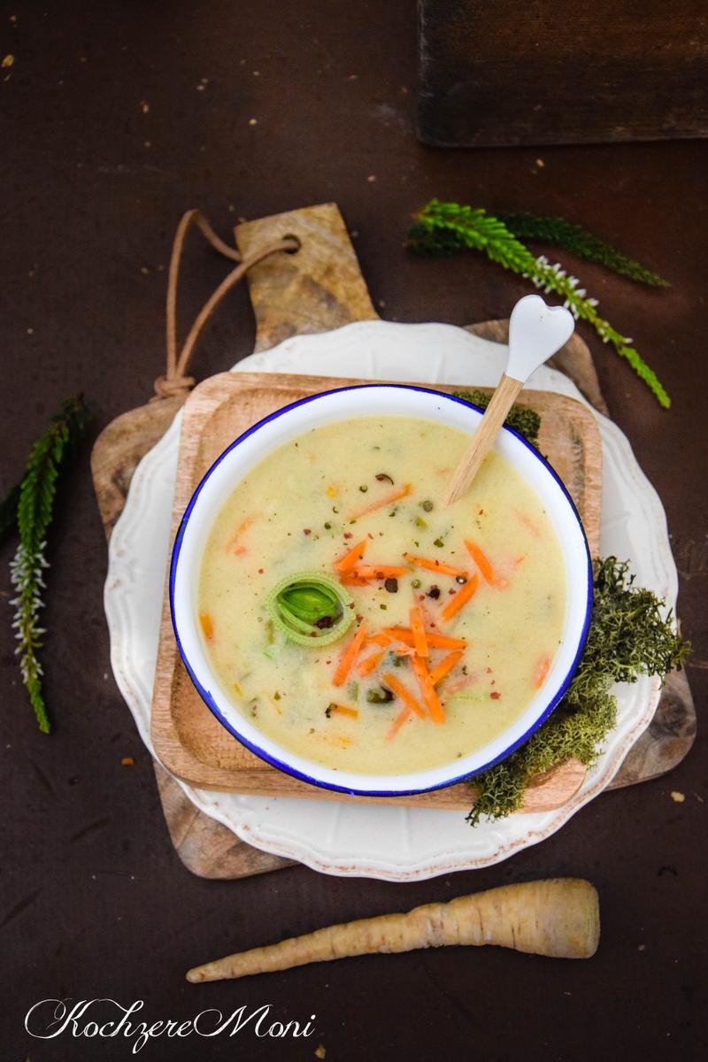 Rezeptbild: Geröstete Grießsuppe