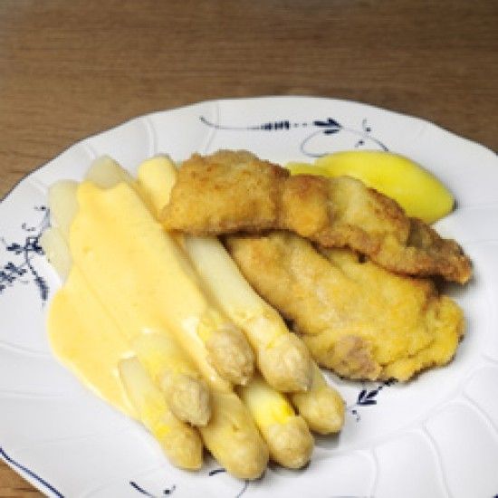 Rezeptbild: Spargel mit Wiener Schnitzel
