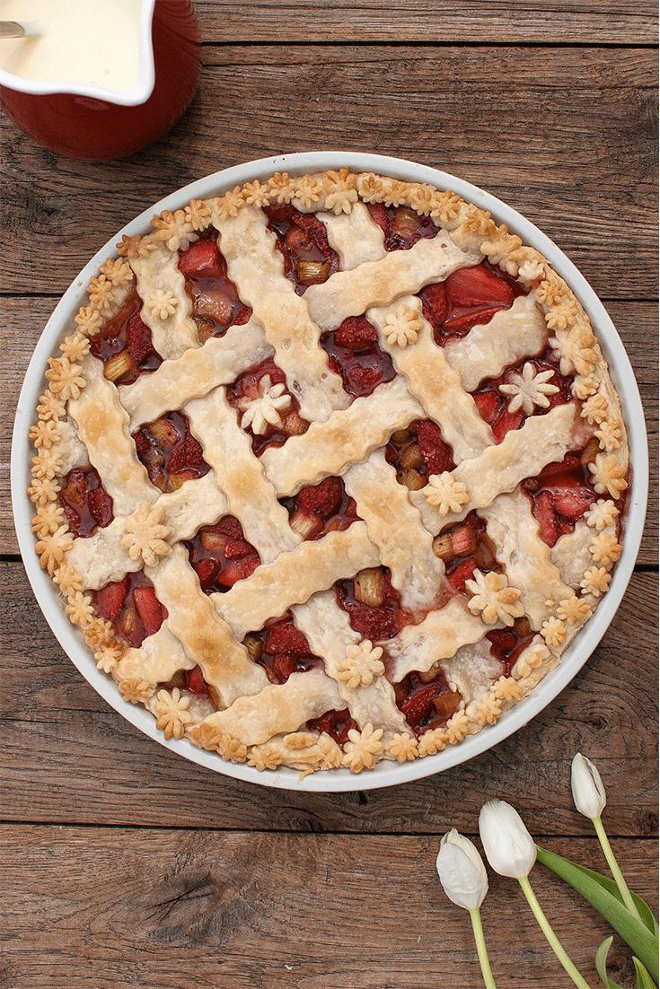 Rezeptbild: Rhabarber-Erdbeer-Pie