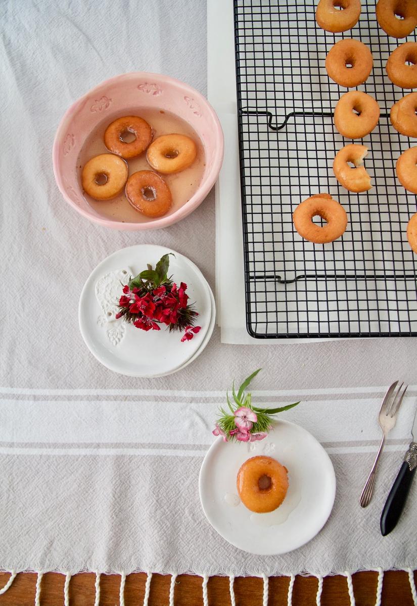 Rezeptbild: Mini donuts in sirup nach persischer Art