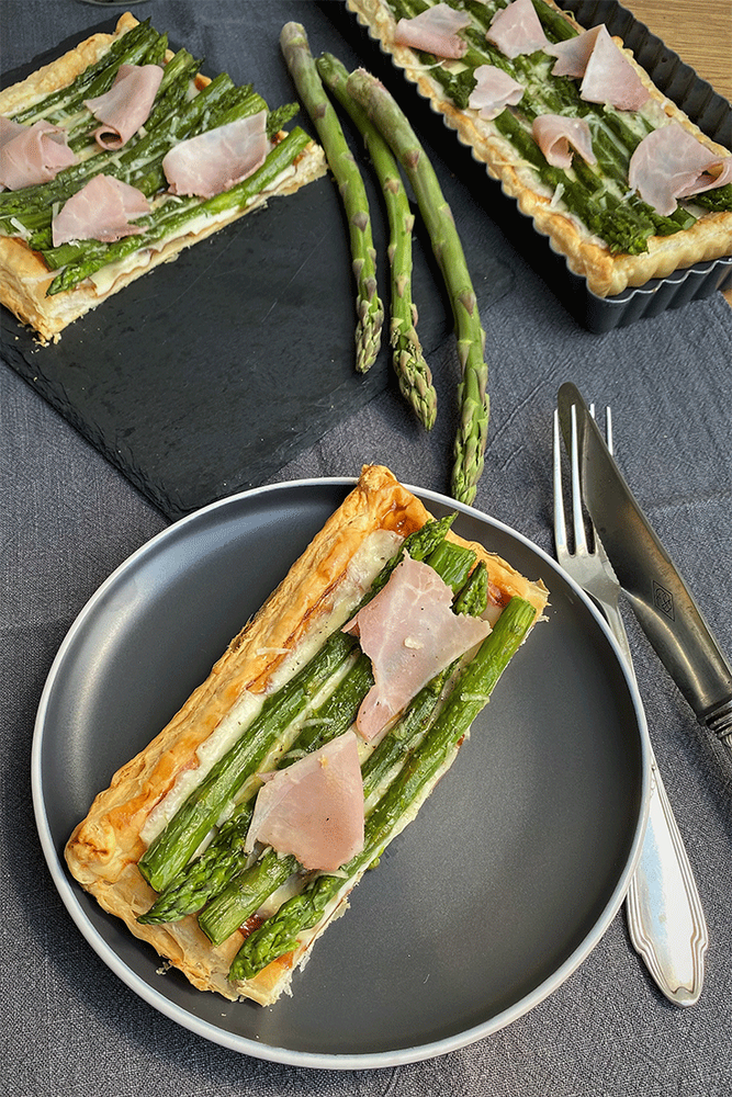 Rezeptbild: Easy peasy Spargeltarte mit Blätterteig