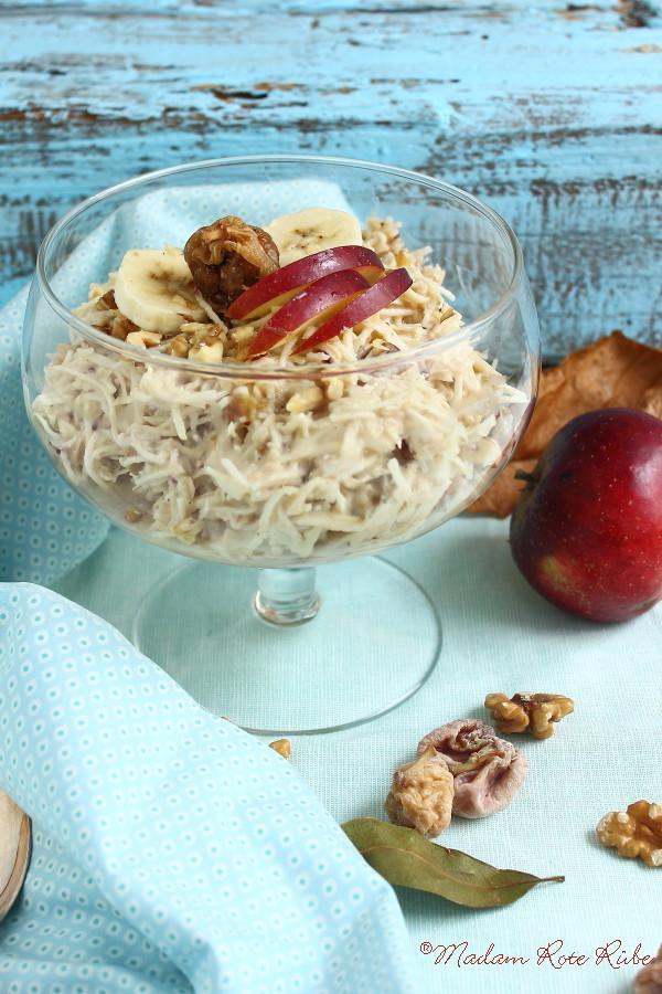Rezeptbild: Sellerie-Apfel-Salat mit Bananen-Mandelcreme