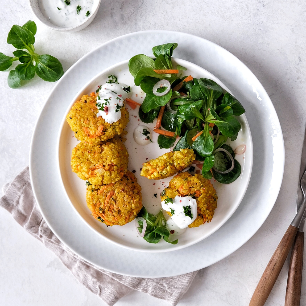 Rezeptbild: Vegane Hirse-Karotten-Bratlinge