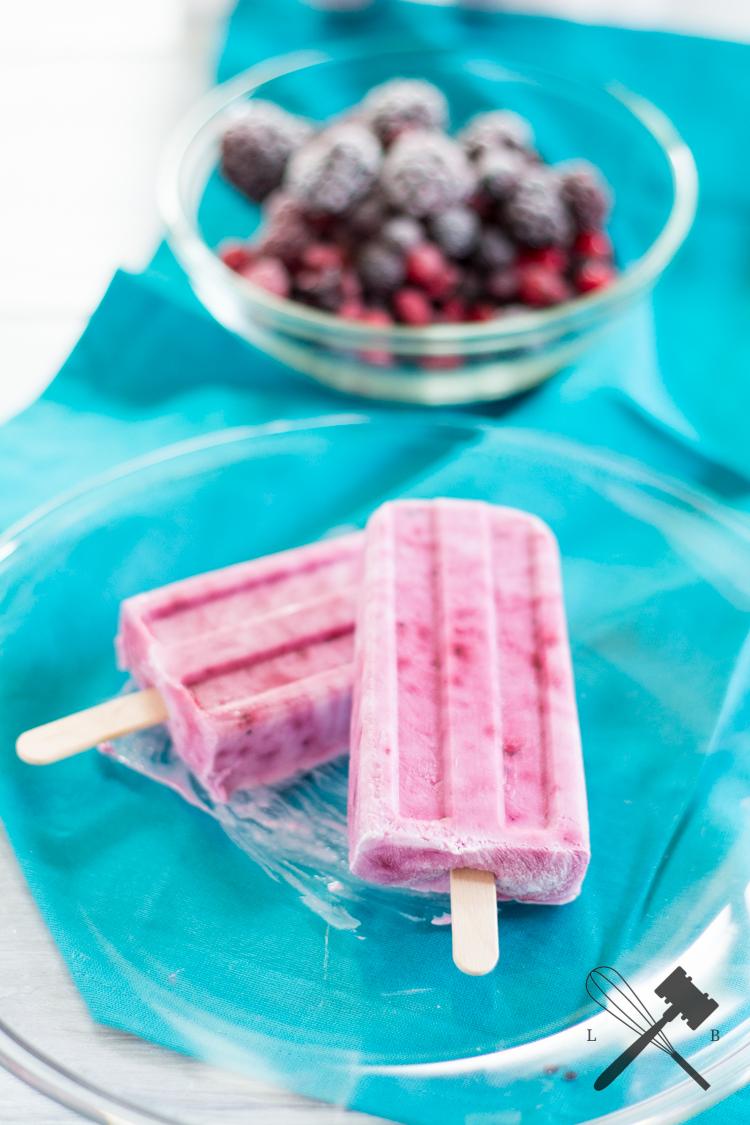 Rezeptbild: Waldbeer Eis-am-Stiel