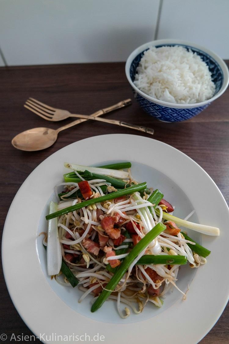 Rezeptbild: Sojasprossen mit Räucherspeck