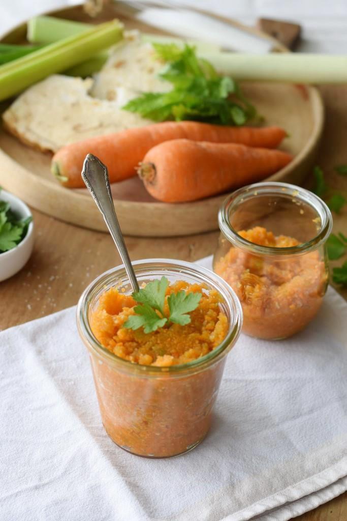 Rezeptbild: Gemüsebrühe wird ab sofort selbstgemacht! Das geht so einfach und schnell