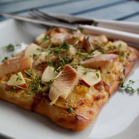 Rezeptbild: Pizza con trota