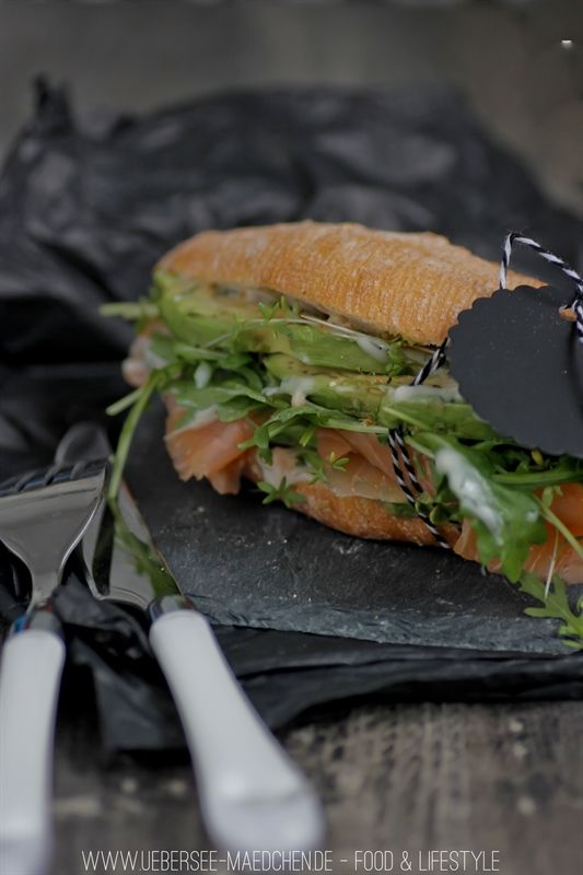 Rezeptbild: Lachs-Avocado-Sandwich