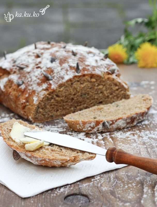 Rezeptbild: Kürbiskernbrot mit Buttermilch