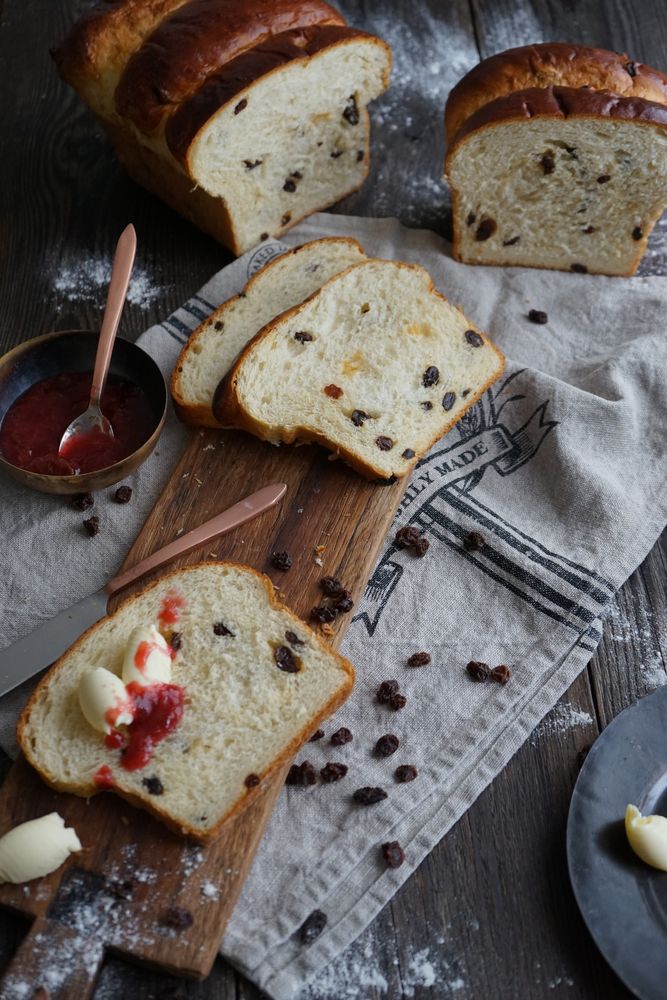 Rezeptbild: Wochenend-Rosinenstuten