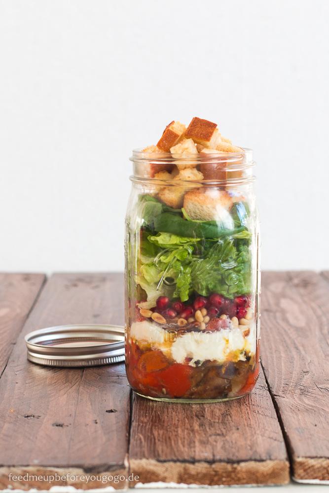 Rezeptbild: Antipasti-Brotsalat im Glas