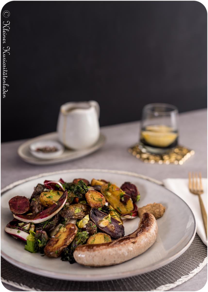 Rezeptbild: Röstkartoffelsalat mit Flower Sprouts und Radicchio
