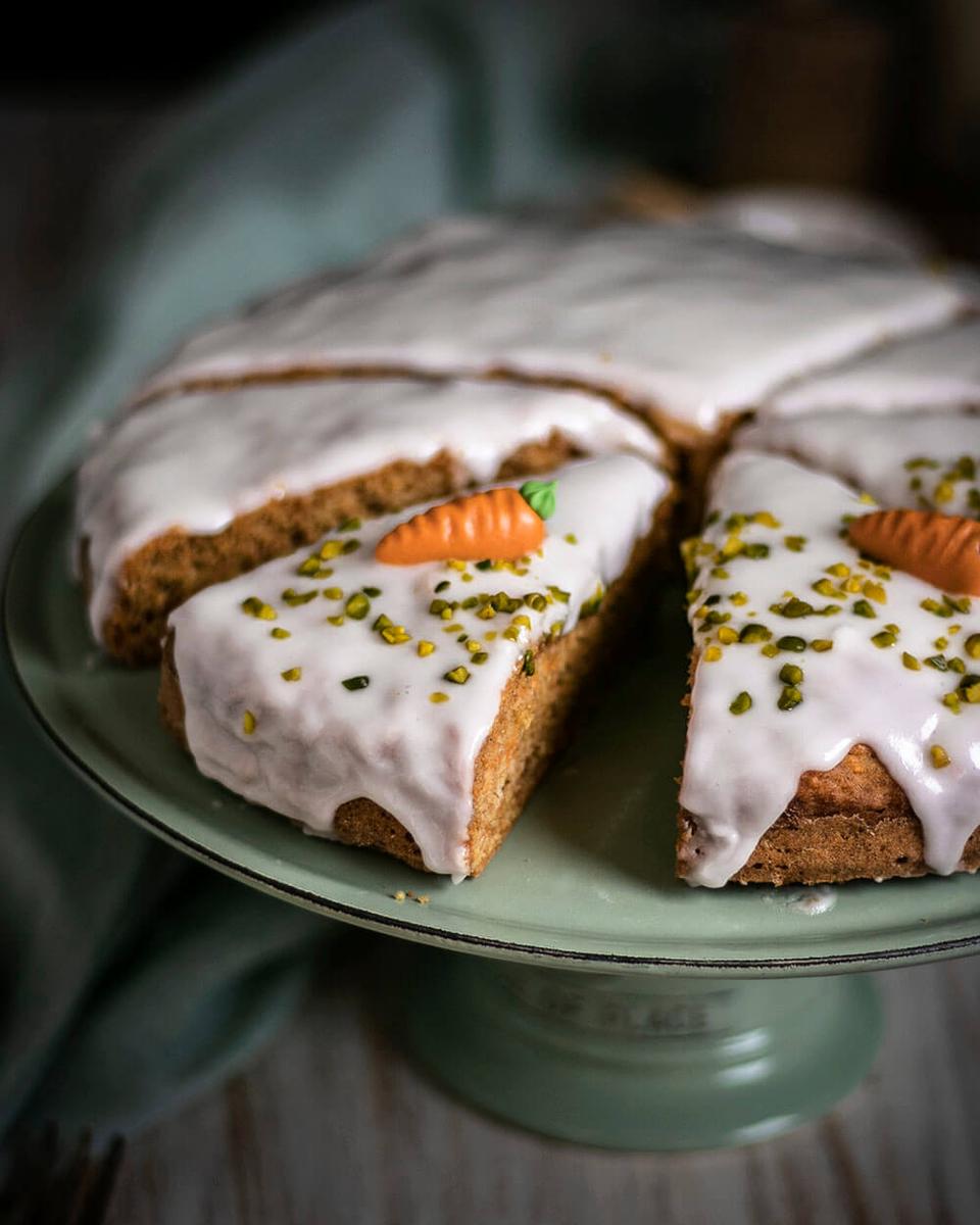 Rezeptbild: Veganer Möhrenkuchen ohne Nüsse | Karottenkuchen einfach gebacken