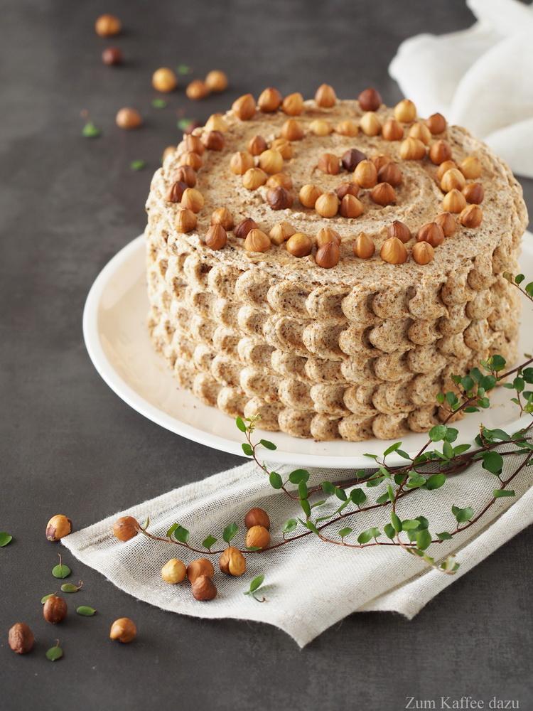 Rezeptbild: Nuss-Nougat-Torte