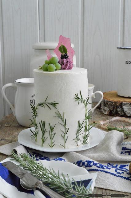 Rezeptbild: Rotwein Torte mit Birnen