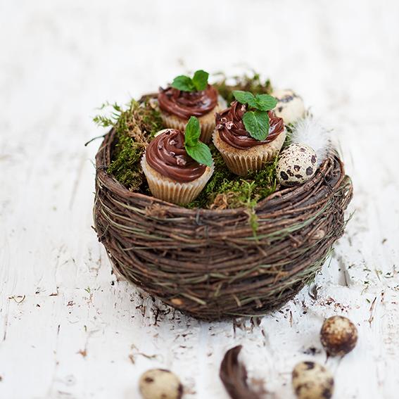 Rezeptbild: Gluten freie Haselnuss Schokoladen Cupcakes im Nest