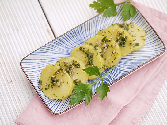 Rezeptbild: Knaller-Kartoffelsalat mit Figurschmeichler-Effekt!
