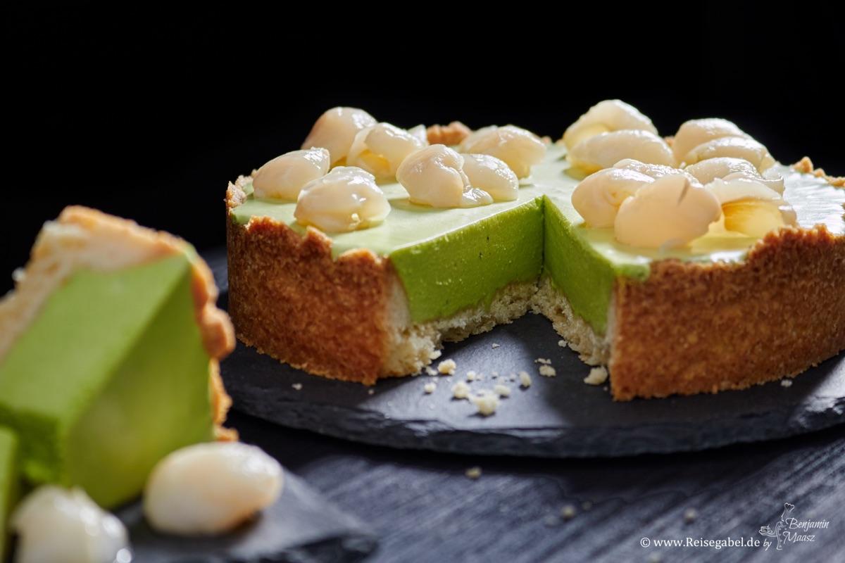 Rezeptbild: Grünteetarte mit Litschi – exotische Wintertarte