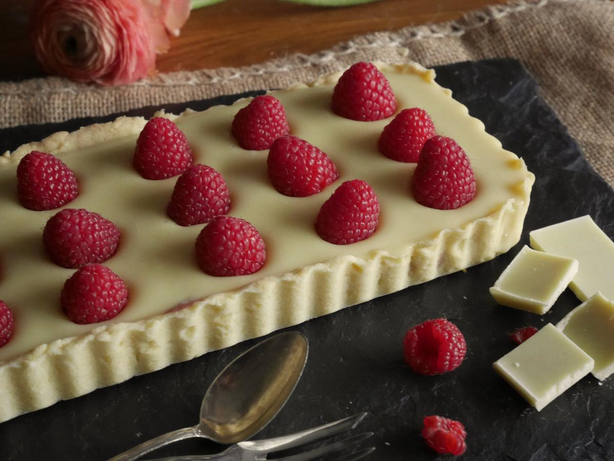 Rezeptbild: Weisse Trüffel-Tarte mit Himbeeren