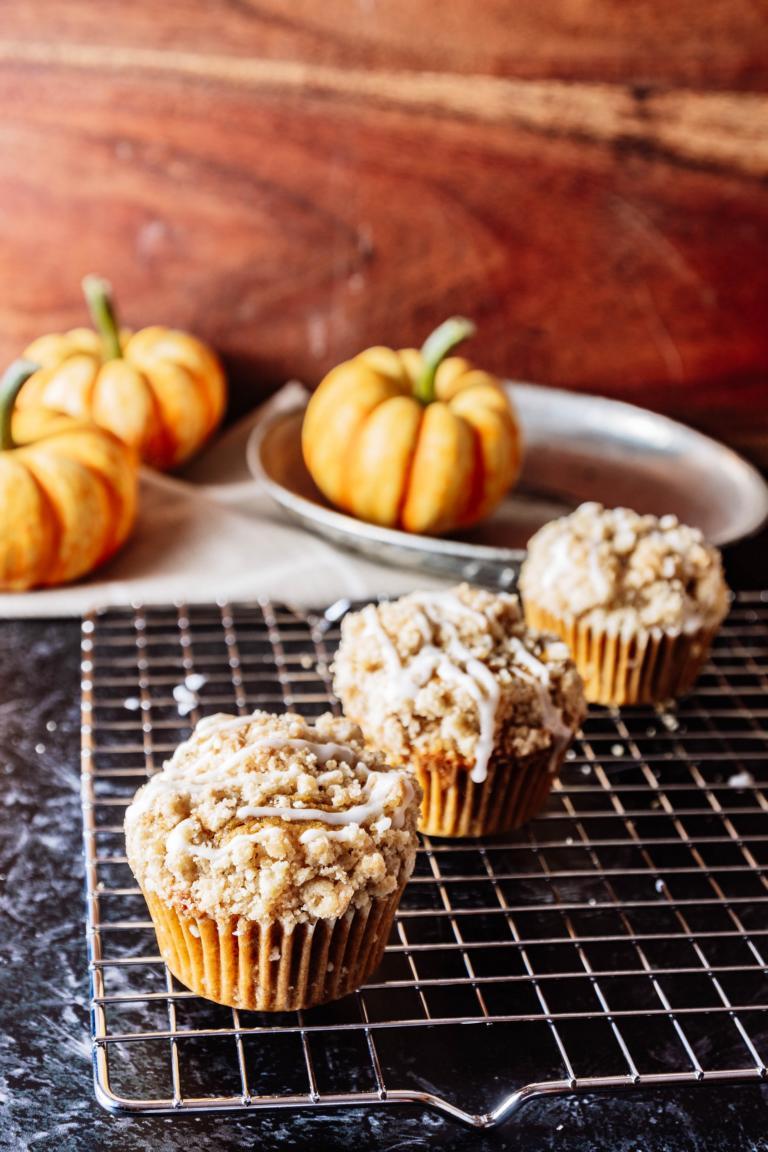 Rezeptbild: Saftige Kürbis-Muffins mit Streuseln