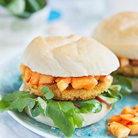 Rezeptbild: Karibische Couscous Veggie Burger mit Papayachutney und Papayapfeffer...