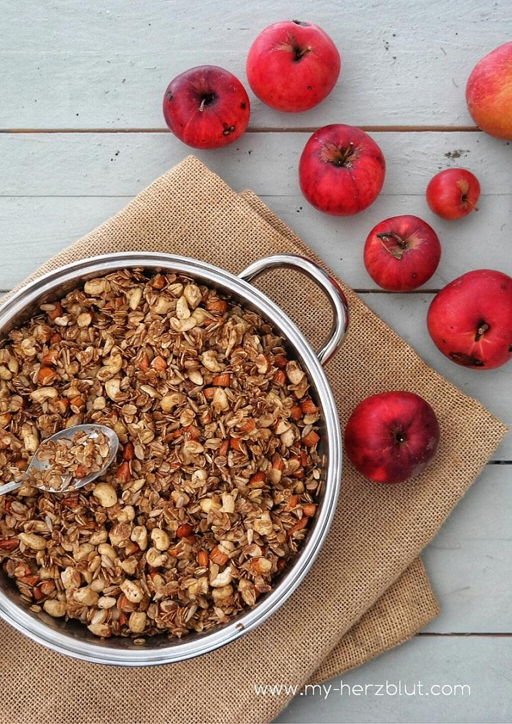 Rezeptbild: Granola - schmeckt nach Herbstzauber x gebrannte Mandel