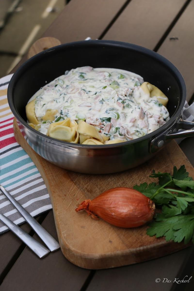 Rezeptbild: Tessiner Sösschen mit Tortellini 